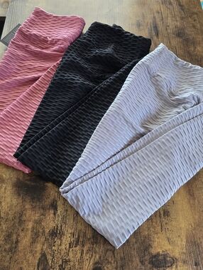 (3) Scrunch Leggings